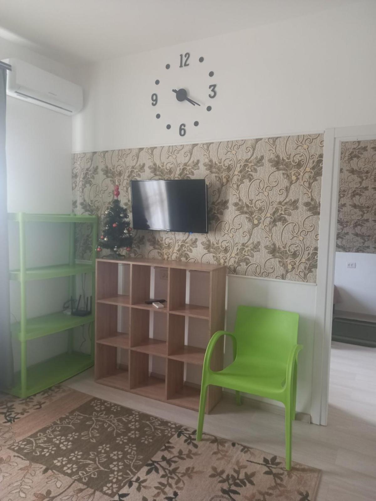 2 Room Apartment 敖德萨 外观 照片